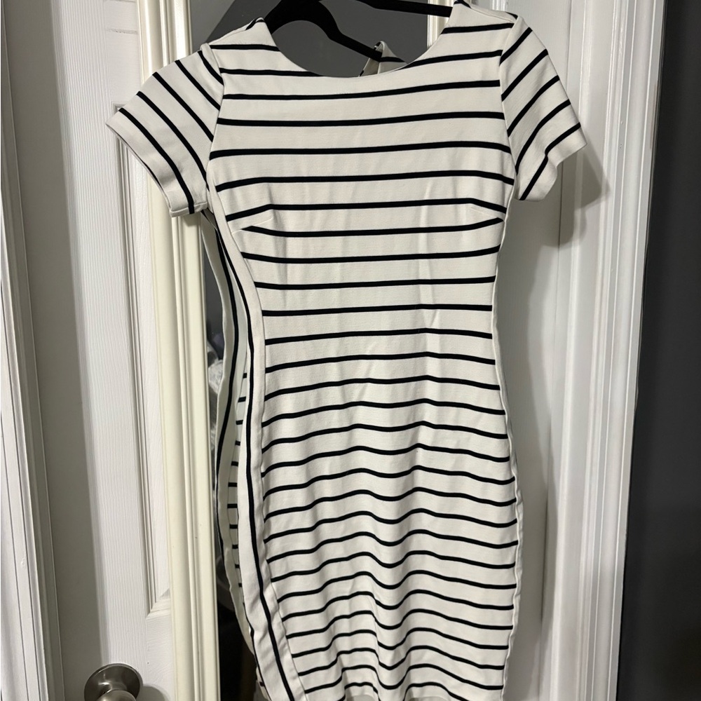Banana Republic White Dress with Black Stripes - Midi